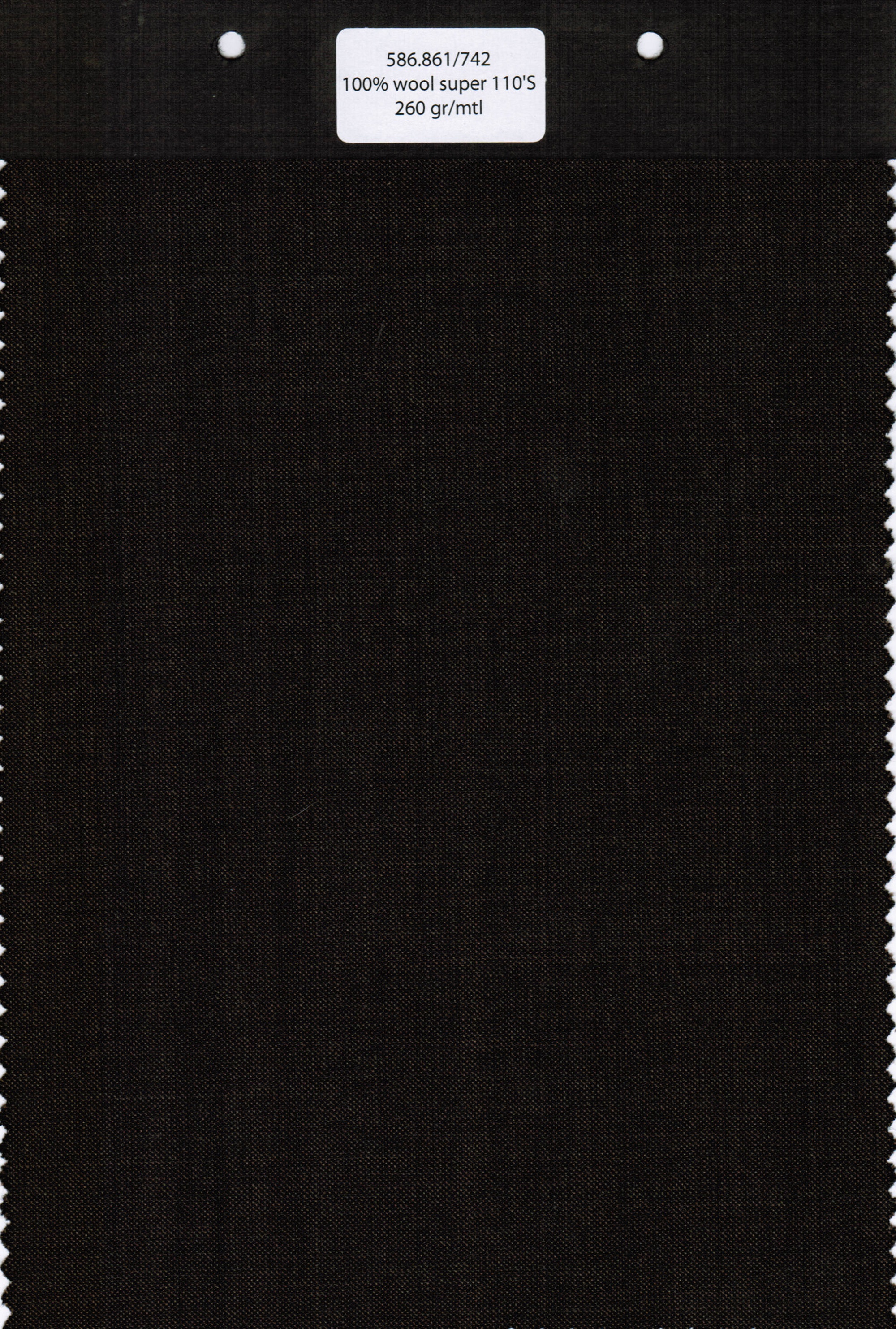 586861-742